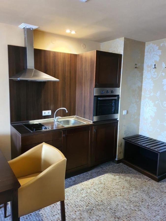 Barcelo Royal Beach - Prestige Apartments Pantai Sunny Bagian luar foto