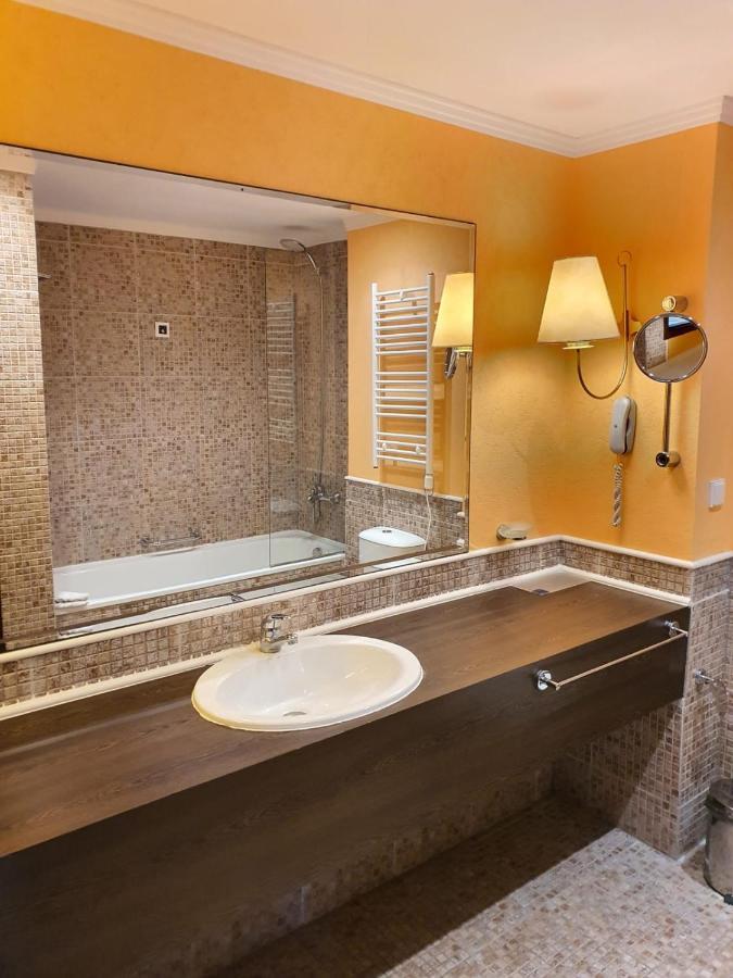 Barcelo Royal Beach - Prestige Apartments Pantai Sunny Bagian luar foto